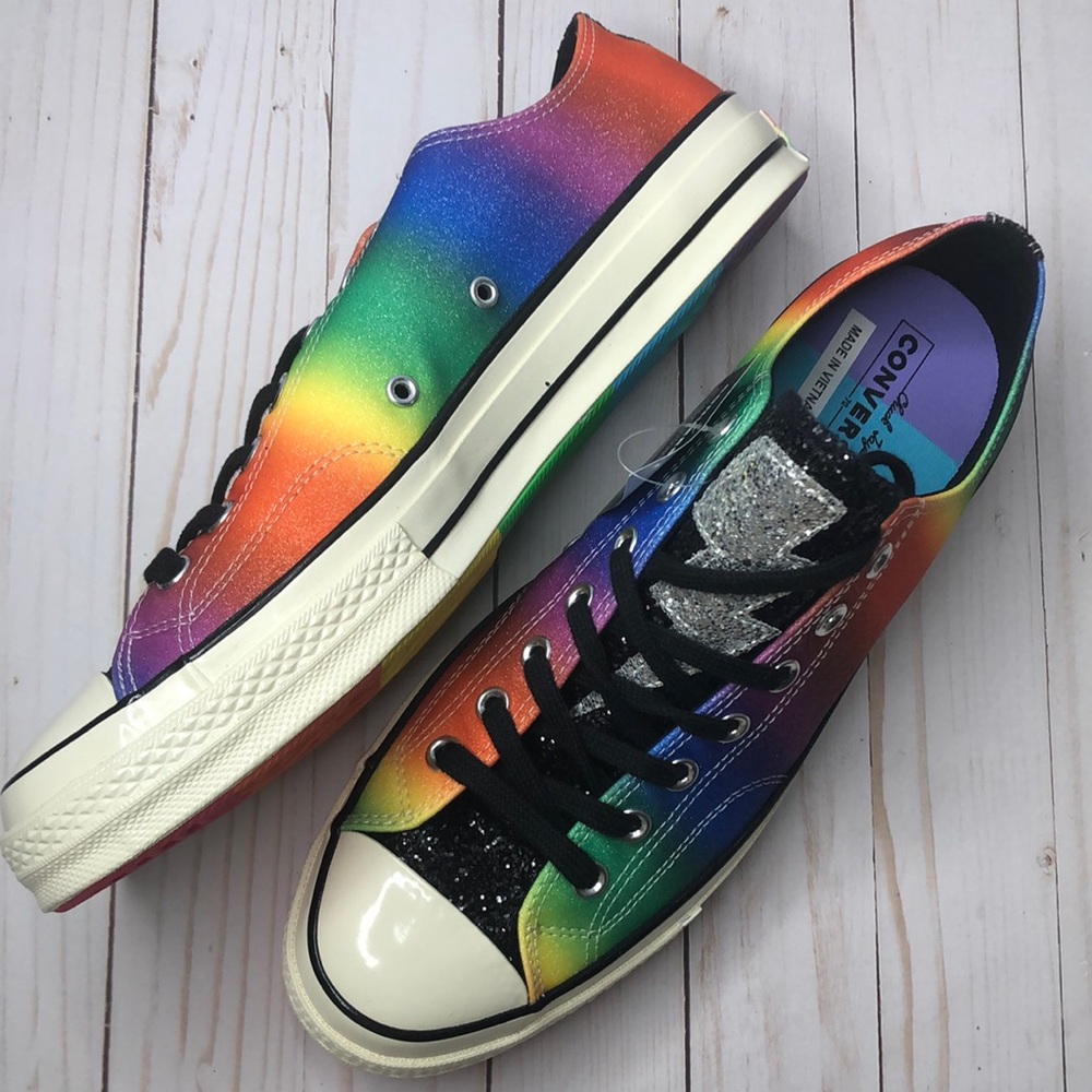 CONVERSE UNISEX SHOES